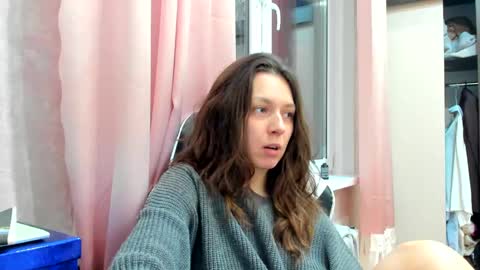 Lu krecia online show from 01.07.25