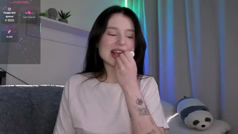 Lua online show from 04.21.26