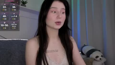 Snapshot of lua__19 chatting on 04.28.26 Lua online show from 04.28.26