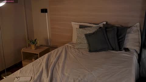  ---Goys incredible photographs online show from 03.24.26