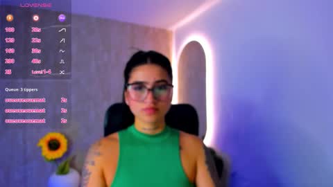 Luana online show from 09.10.25