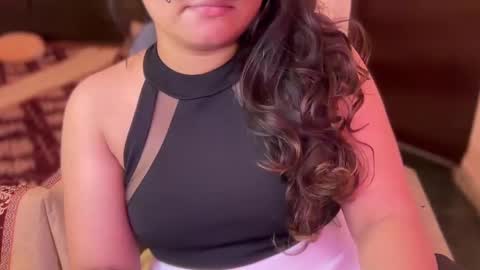 Snapshot of lubna_07 chatting on 10.05.25 slow poison online show from 10.05.25