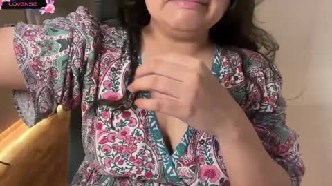 Snapshot of lubna_07 chatting on 04.06.26 slow poison online show from 04.06.26