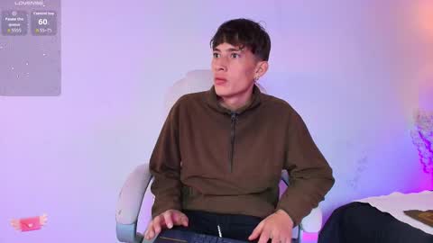 Snapshot of lucaasgold chatting on 11.20.25 LucaasGold online show from 11.20.25