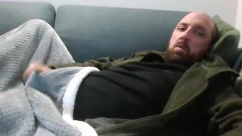 Snapshot of lucabeech88 chatting on 01.03.25 Luca online show from 01.03.25