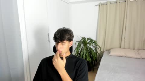 lucacosta19 online show from 05.01.26