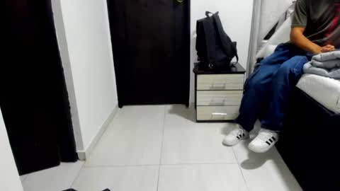 lucas_cruz1 online show from 06.18.26