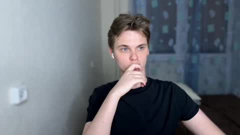 Lucas Gill online show from 12.10.24