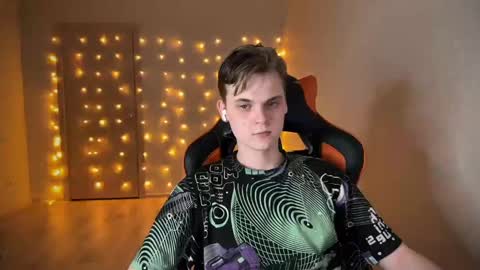 Lucas Gill online show from 01.17.25