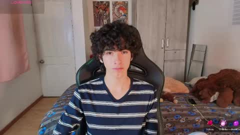 Snapshot of lucas_xo chatting on 04.22.26 lucas_xo online show from 04.22.26