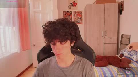Snapshot of lucas_xo chatting on 04.24.26 lucas_xo online show from 04.24.26