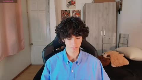 Snapshot of lucas_xo chatting on 05.03.26 lucas_xo online show from 05.03.26