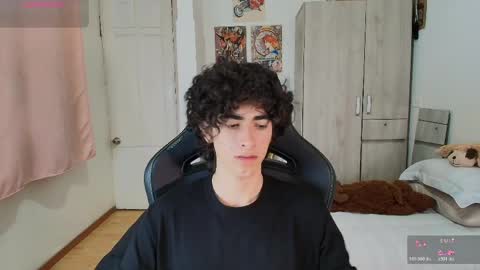Snapshot of lucas_xo chatting on 05.24.26 lucas_xo online show from 05.24.26