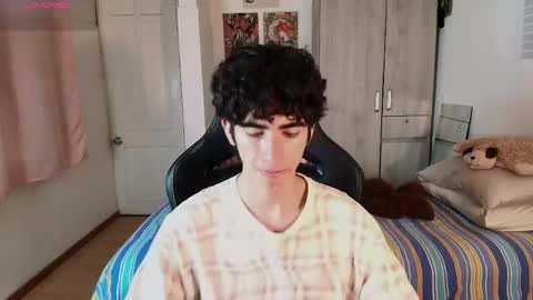 Snapshot of lucas_xo chatting on 05.28.26 lucas_xo online show from 05.28.26