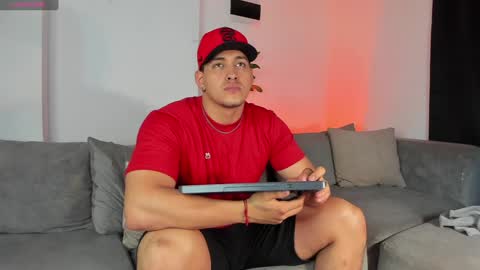 LUCA SANTOS online show from 12.22.24