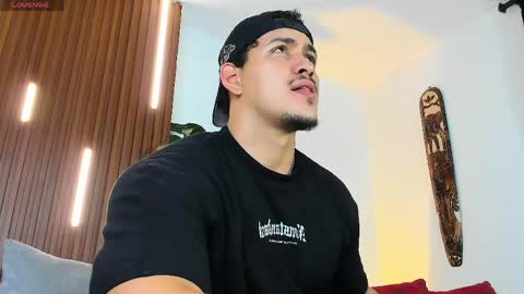 LUCA SANTOS online show from 05.25.26