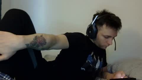 lucasbacon13 online show from 12.03.24