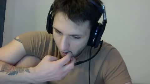 lucasbacon13 online show from 12.17.24