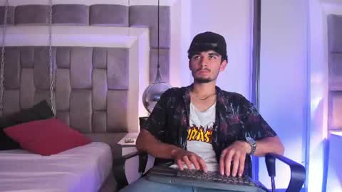 lucasthomson_ online show from 06.28.26