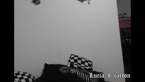 Snapshot of lucia_d_carton chatting on 10.30.25 Lulu DCarton online show from 10.30.25