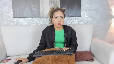 Lucla online show from 07.16.26