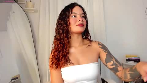 Lucia online show from 03.06.25