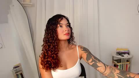 Lucia online show from 03.07.25