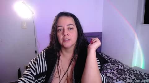 Lucia Vonne online show from 04.27.26