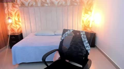 Lucia Vonne online show from 05.12.26