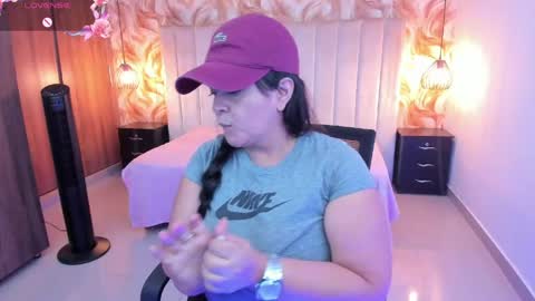 Lucia Vonne online show from 05.25.26