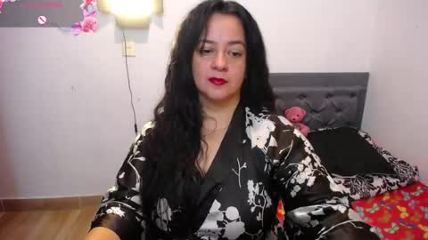 Lucia Vonne online show from 06.15.26