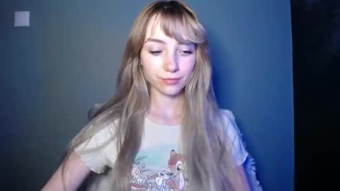 Snapshot of luciacam20 chatting on 01.17.26 Lucy online show from 01.17.26