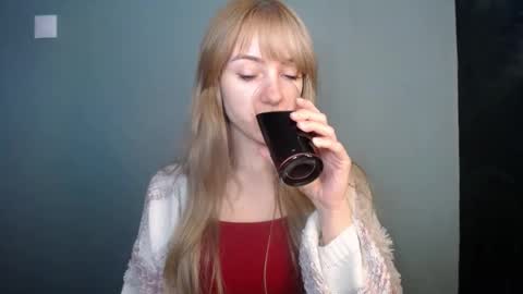 Snapshot of luciacam20 chatting on 01.18.26 Lucy online show from 01.18.26