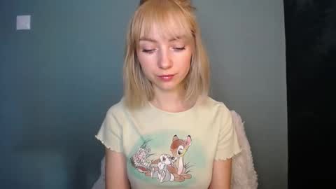 Snapshot of luciacam20 chatting on 03.09.26 Lucy online show from 03.09.26