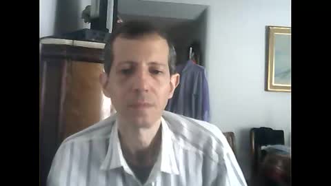 Snapshot of lucianoaxel chatting on 12.28.24 Luciano online show from 12.28.24