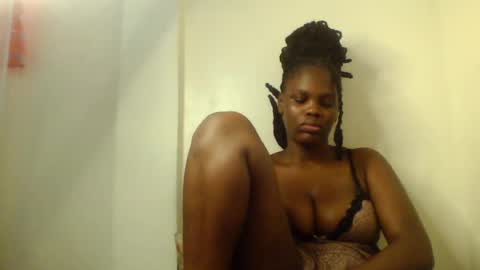 Snapshot of luciaresa chatting on 07.19.26 luciaresa online show from 07.19.26