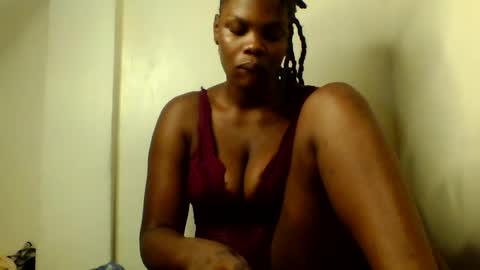 Snapshot of luciaresa chatting on 07.21.26 luciaresa online show from 07.21.26