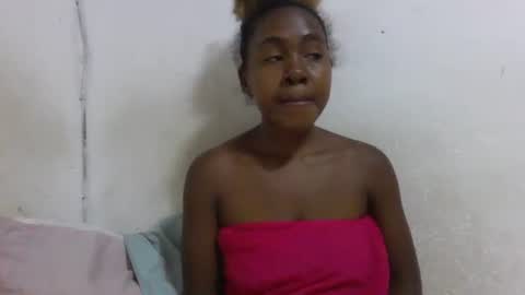 luciennezz online show from 03.18.26