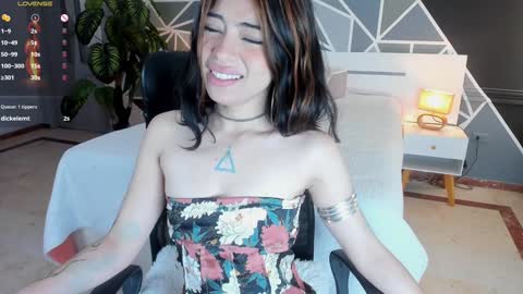 Snapshot of lucifer_dauhgter chatting on 12.12.24 Lucy online show from 12.12.24