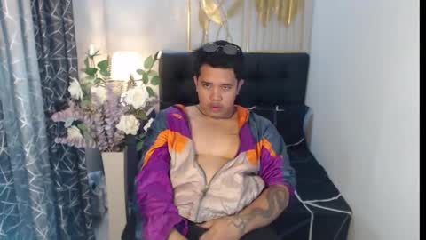 Snapshot of luciferhotcum chatting on 02.01.25 Luciferhotcum online show from 02.01.25