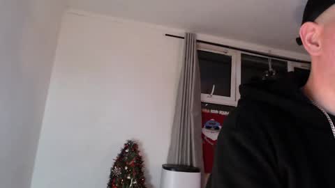 Snapshot of lucifersspiritz chatting on 01.12.26 lucifersspiritz online show from 01.12.26