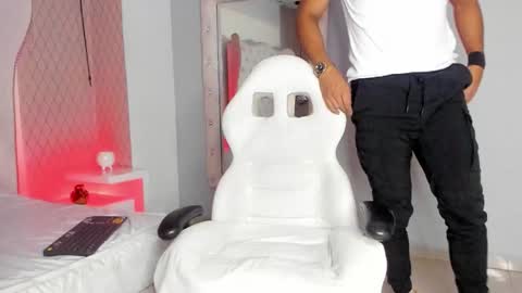 Leo online show from 02.11.26