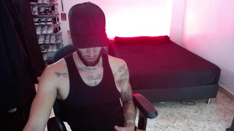 Snapshot of luciifer_hills chatting on 12.20.24 luciifer_hills online show from 12.20.24