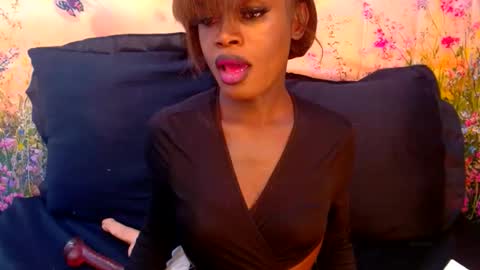 Lucile Carrie online show from 06.07.26
