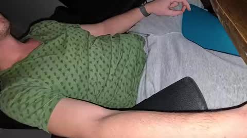 Snapshot of luckybong chatting on 12.13.24 luckybong online show from 12.13.24