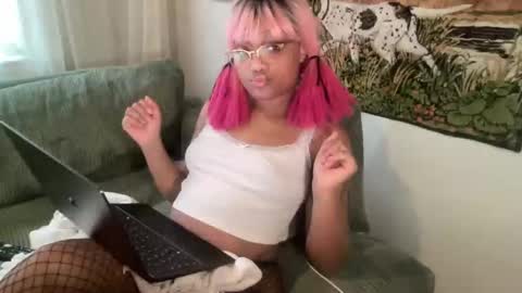 Snapshot of luckylaci777 chatting on 11.05.25 luckylaci777 online show from 11.05.25