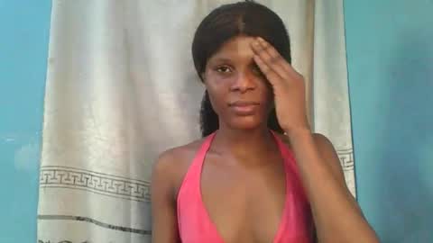 Snapshot of luckymadequeen chatting on 01.18.26 Gloria online show from 01.18.26