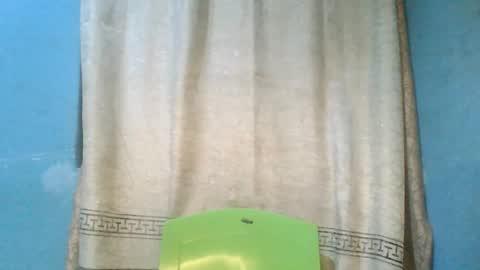 Snapshot of luckymadequeen chatting on 07.26.26 Gloria online show from 07.26.26