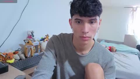 Lu Independent Model online show from 03.16.26