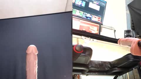 lucretiasissygothic online show from 03.22.26